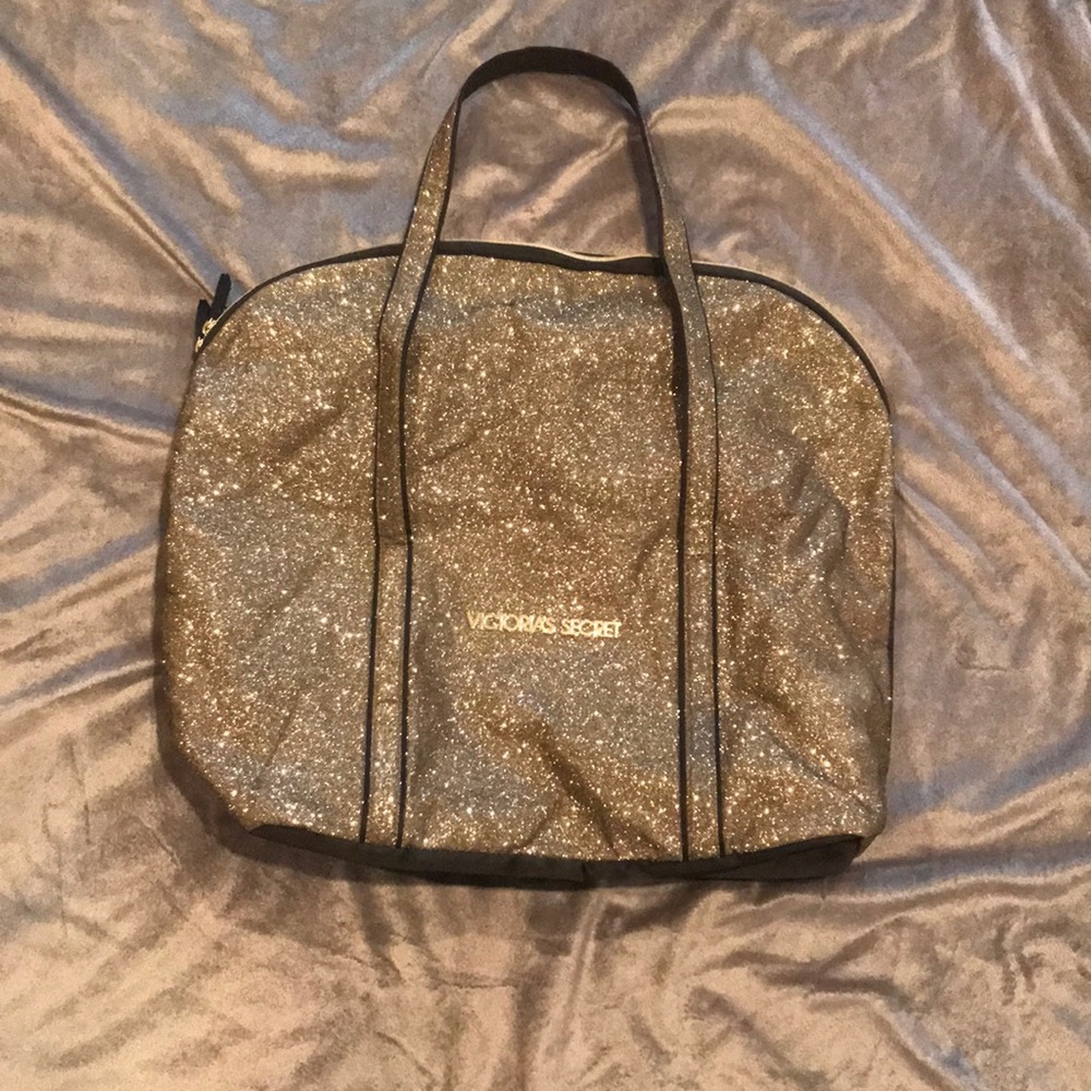 VICTORIA’S SECRET TOTE
